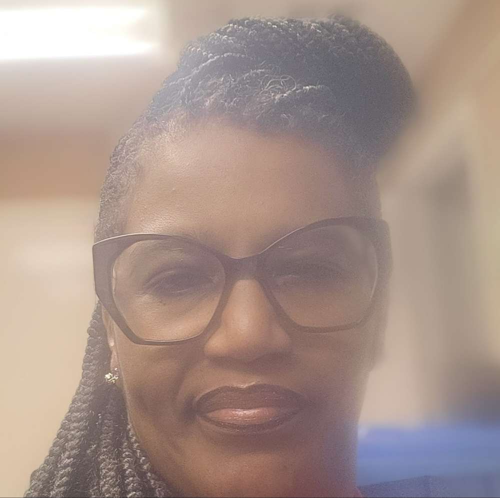 Meet your Posher, Sharlene